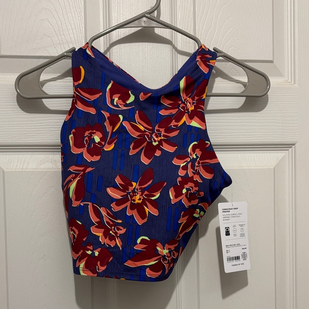 ‼️NWT‼️ Athleta conscious crop printed